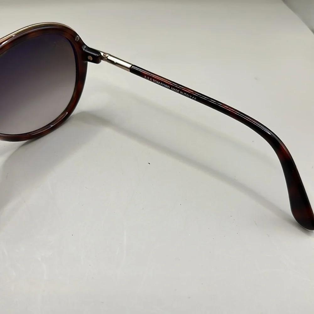 Tom Ford TF 454 52K 64•5 Aviator Gradient Sunglasses - Women’s - Picture 4 of 8